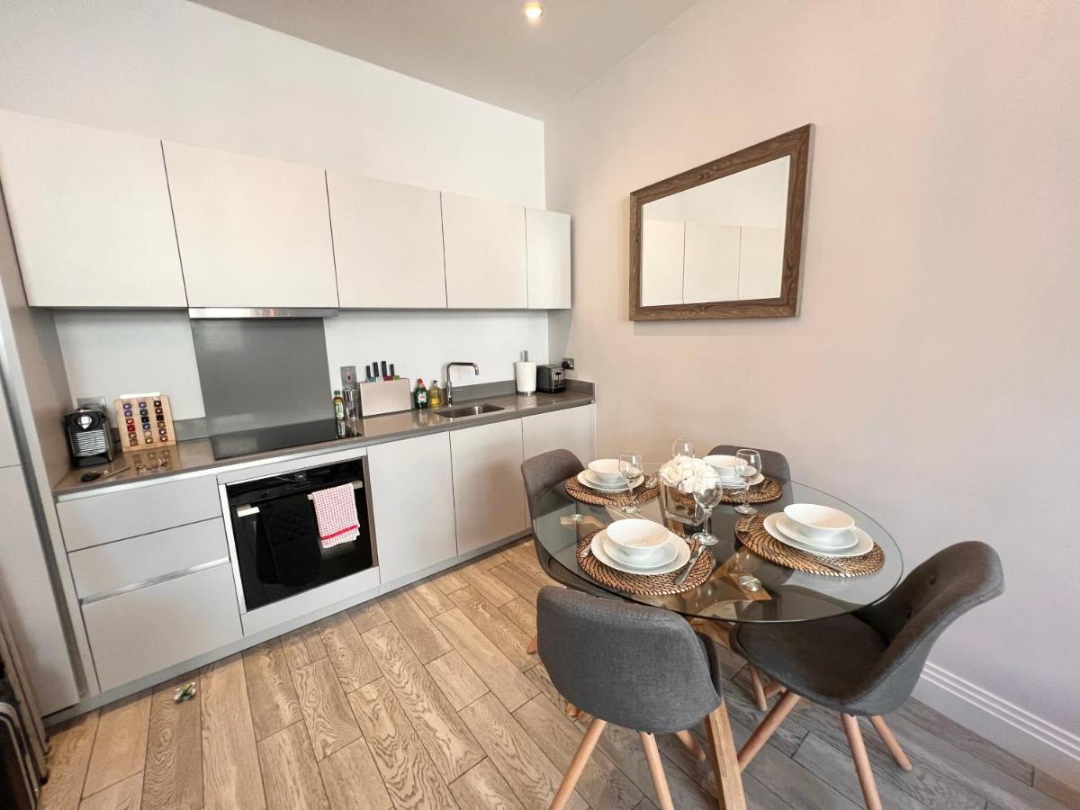 Urban Living'S - Windsor Castle Luxury Apartments Dış mekan fotoğraf
